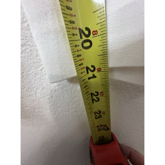 Lane Bryant The Four Season Mid Rise Capri White Pants Size 16 - Picture 10 of 10